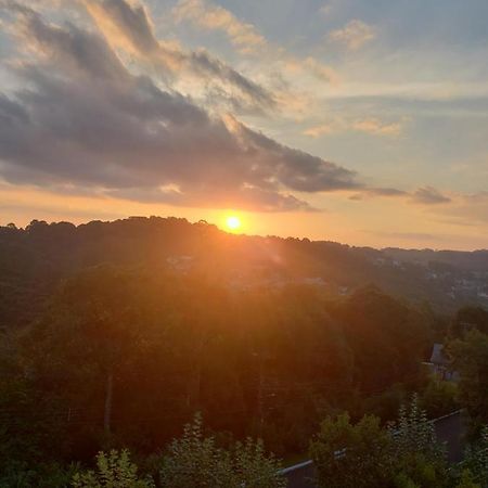Excelente apto 2D com suíte e belo por do sol Gramado Exterior foto